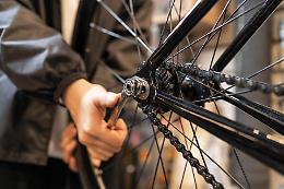 Padova, ruba due biciclette e viene arrestato