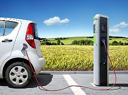 Auto elettriche, niente incentivi per gli agenti di commercio