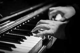 Un concerto di pianoforte per celebrare i 25 Anni dell'AIPD Venezia-Mestre