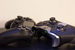 Maxi operazione della Finanza: sequestrate 12mila console e 7mila profumi contraffatti