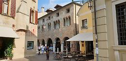 Riprendono i “Giovedì della Cultura” a Casa dei Carraresi: un viaggio tra sapere e gastronomia fino al 2025