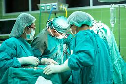 Allarme aggressioni in Veneto: oltre 2.220 casi in un anno tra medici e infermieri