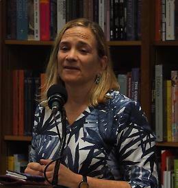 Zaia ringrazia Tracy Chevalier per il romanzo sul vetro artistico