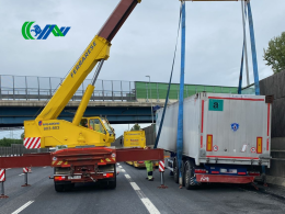 Incendio sul Passante di Mestre: traffico sotto controllo dopo il rogo