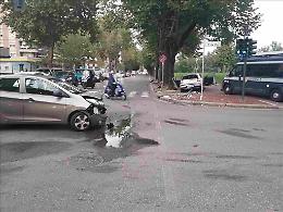 Verona: scontro in Viale Colombo, un ferito e traffico in tilt