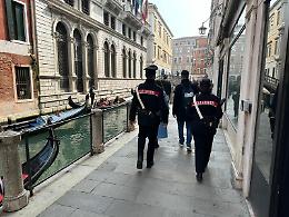 Furti a Venezia: 14 denunciati dai Carabinieri per borseggio