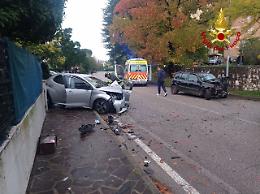 Conegliano: scontro frontale tra due auto, feriti i conducenti