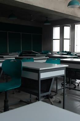 Undicenne con coltello in classe: genitori in protesta a Castelguglielmo