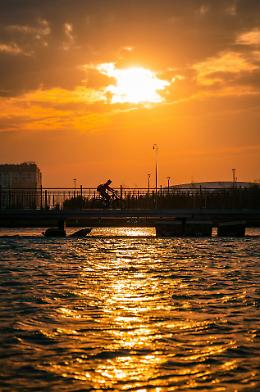 Verona, ciclista ferito in un incidente sul ponte del canale Biffis