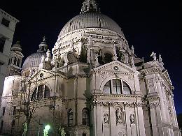 La basilica della salute di Venezia: un restauro di luce e storia