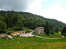 Progetto malghe: l'acqua di rete raggiunge le vette della Lessinia
