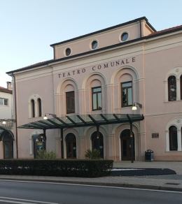 Maurizio Vandelli in concerto a Thiene: un viaggio nei successi degli anni '60 e '70