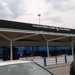 Arresto all'aeroporto Catullo: 25enne senegalese condannato per rapina e lesioni 