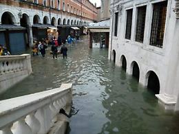 Cinque anni fa l’”Acqua Granda”. Zaia, “Dall’esperienze del passato un impegno della Regione che ha dato già risultati nei più recenti eventi atmosferici estremi”