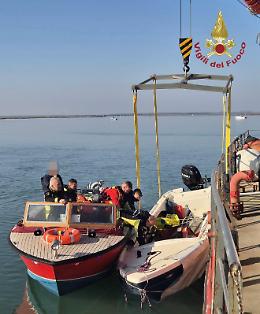 Incidente nautico in laguna a Campagna Lupia: scontro tra due imbarcazioni, nessun ferito