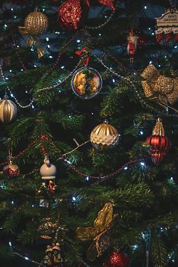 Palline di Natale solidali: l'iniziativa di Marzotto e città della speranza per un futuro migliore