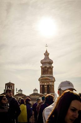 Venezia, tentativo di borseggio interrotto: giovane barista picchiato per aver avvertito la vittima
