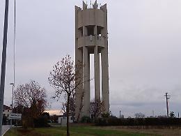 La torre piezometrica di Bagnoli sarà abbattuta