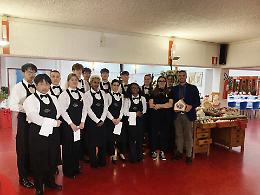 Solidarietà gourmet: I ragazzi del Dolomieu cucinano per la fondazione Lene Thun