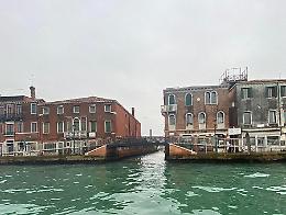 Ponte Piccolo alla Giudecca: inaugurata la nuova rampa per l'accessibilità