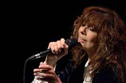 Alice in concerto a Thiene: un viaggio tra musica e poesia