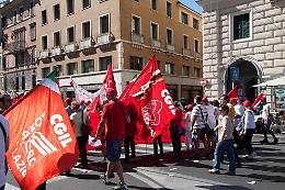 Sciopero Cgil e Uil: oltre 20.000 in piazza contro la manovra di bilancio