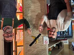 La banana di Cattelan in vendita a Montegrotto... O quasi