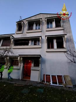 Esplosione e incendio a Musile di Piave: uomo ustionato da una fuga di gas
