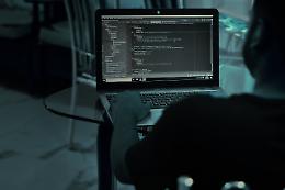 Hacker nigeriani e la truffa a Luxottica: un intrigo internazionale 