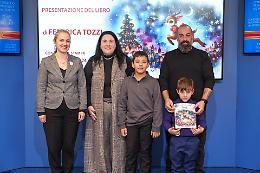 Riscoprire l'autenticità del Natale: il libro "Dai racconti della signora del Natale" porta magia e valori al Veneto