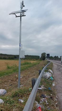 Villamarzana, la Transpolesana trasformata in discarica a cielo aperto