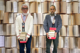 Musica e libri: un abbraccio creativo tra gli scaffali