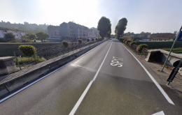 Motociclista trovato senza vita lungo la provinciale