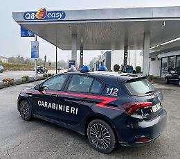 Albignasego, tentano il furto al distributore di benzina: quattro Self-Service danneggiati