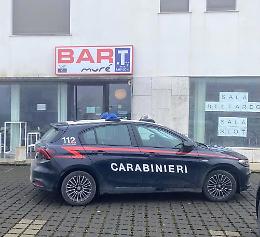 Scoperto dai Carabinieri, tenta di disfarsi dello spinello: 24enne denunciato a Loreggia