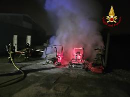 San Biagio di Callalta, incendio di due trattorini