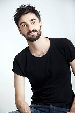 Daniele Gattano in scena al Teatro Toniolo con “Perestrojka e Pancake”