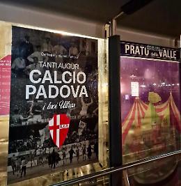  115 anni di Padova e 115 poster: i tifosi sono con la squadra nonostante la protesta