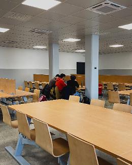 Protesta degli studenti contro la chiusura dell’aula studio Jappelli a Padova