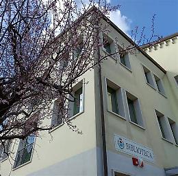 Lavori di riqualificazione alla biblioteca comunale. Ecco le nuove modalità di accesso con  servizi garantiti
