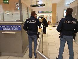 Tre passeggeri arrestati per documenti falsi all’aeroporto di Treviso