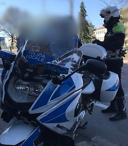 Al volante con patente falsa: 16enne fermato dalla Polizia Locale di Padova