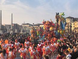 Carnevale Padova: domenica 2 marzo torna in Prato della Valle la grande parata dei carri allegorici