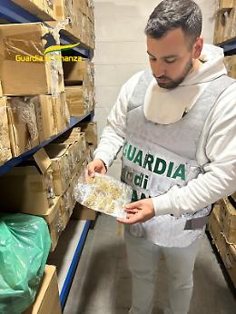 Padova: oltre due milioni di oggetti sequestrati in vista di San Valentino 