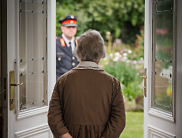 Finto carabiniere nel trevigiano: raggira un’anziana, spariti tutti i gioielli di famiglia