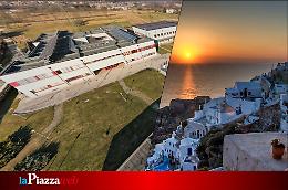 Trovano una busta piena di soldi in gita scolastica e la consegnano alla polizia