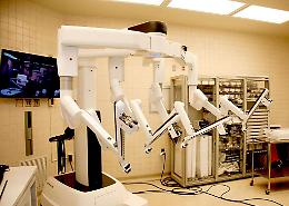 Confindustria per il progresso della sanità: nuovo braccio elettronico per la Neurochirurgia di Vicenza