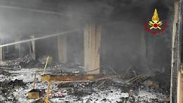 Incendio al campus H-Farm di Roncade: proseguono le operazioni di bonifica

