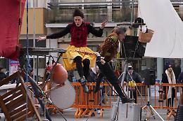 Carnevale di Venezia 2025: il Carnival Street Show impazza nei campi di Venezia e nelle piazze e strade della terraferma