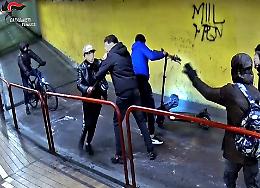 Banda di rapinatori sgominata tra Venezia e Bari: 5 arresti per crimini violenti

